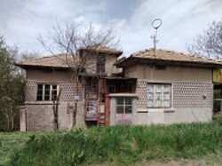 Cheap House In DOLETS Village Near City Veliko Tarnovo  Popovo Bulgaria thumb 1