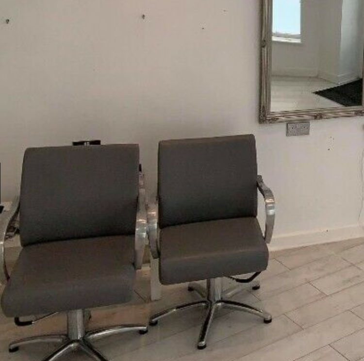 Business for sale in Oxford /Beauty Salon  3