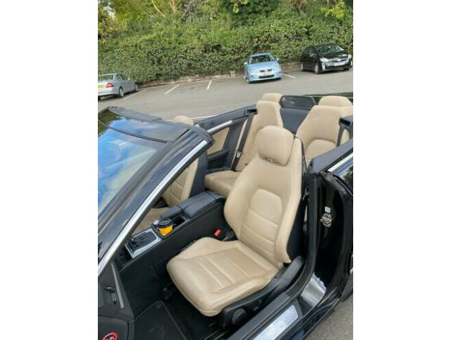 Mercedes E Class, Convertible, Semi-Automatic, Diesel in Great Condition thumb 7