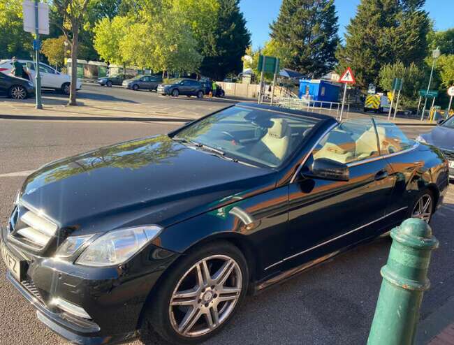 Mercedes E Class, Convertible, Semi-Automatic, Diesel in Great Condition thumb 8