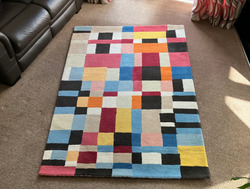 Woollen Rug in Geometric, Multi-Coloured Design