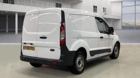 2018 -18 FORD TRANSIT CONNECT 1.5 TDCI 100 ECO L1 1 OWNER WITH 82 k 4 MAIN DEALER SERVICES SLD  3