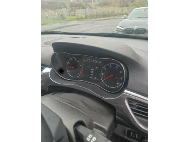 2015 Vauxhall Corsa 1.4 Automatic  4