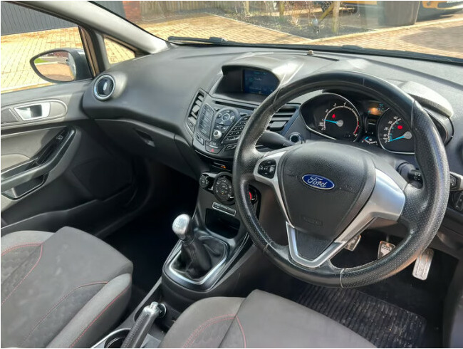 2017 Ford Fiesta, 49K Miles Starts and Drives Perfect  5