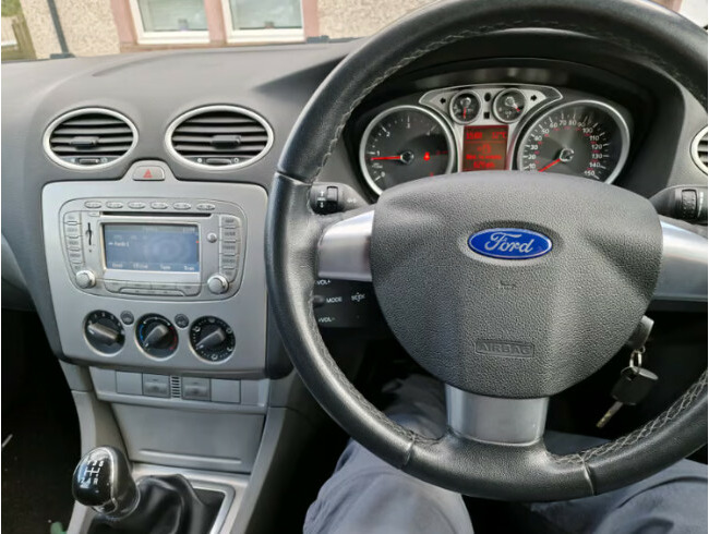 2011 Ford Focus 1.6 HDI, Manual  6