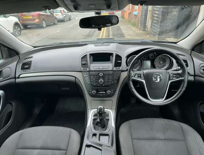 2013 Vauxhall Insignia 1.9 Cdti Diesel Long Mot  8