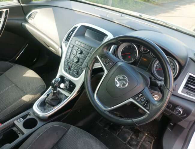 2011 Vauxhall Astra 2.0 Cdti Sri Quick Sale thumb 4