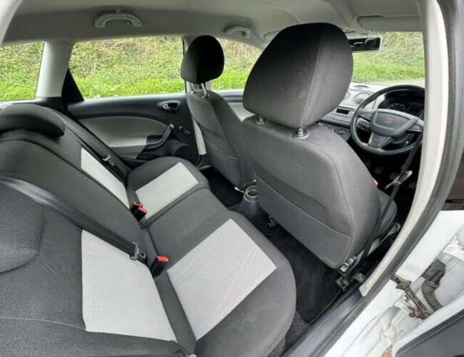 2013 Seat Ibiza Toca 1.4 Estate Ulez Compliant  6