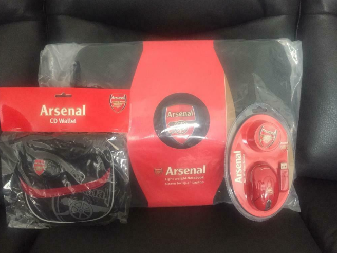 Job Lot Of Official Arsenal FC Merchandise Computer Accessories  0