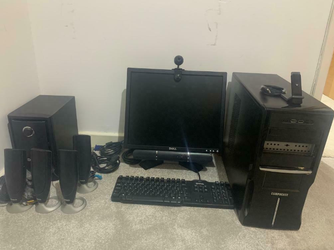 Dell Computer With Speaker System and Accessories  0