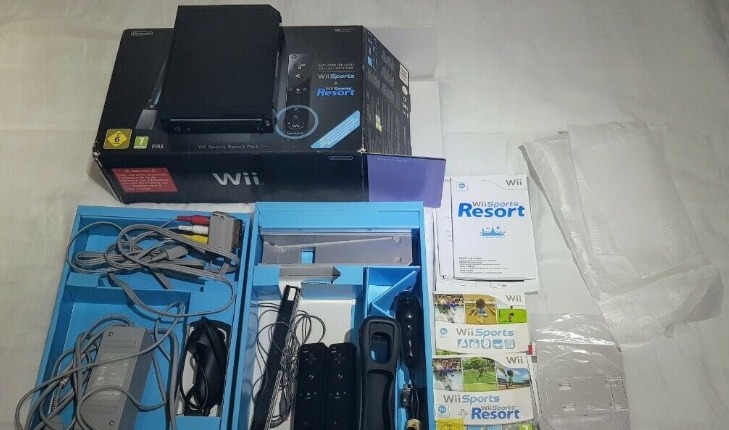 Wii Console, Black, Boxed and All Accessories Included  0
