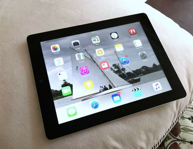 Apple iPad 4th Gen. 16GB, 9.7in - Black  0