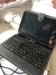 Ipad/Tablet with Usb Detachable Keyboard Carry Case & Charger thumb 2