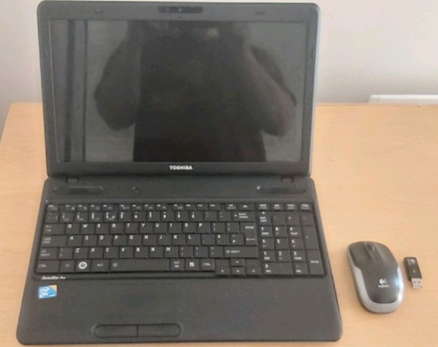 Toshiba Satellite C660 Laptop  1