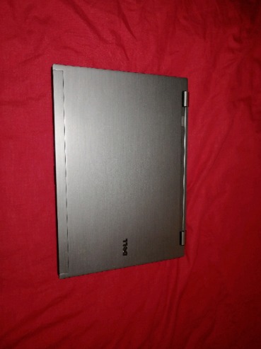 Dell E6410 Latitude Laptop. Windows 10/7 Linux  0