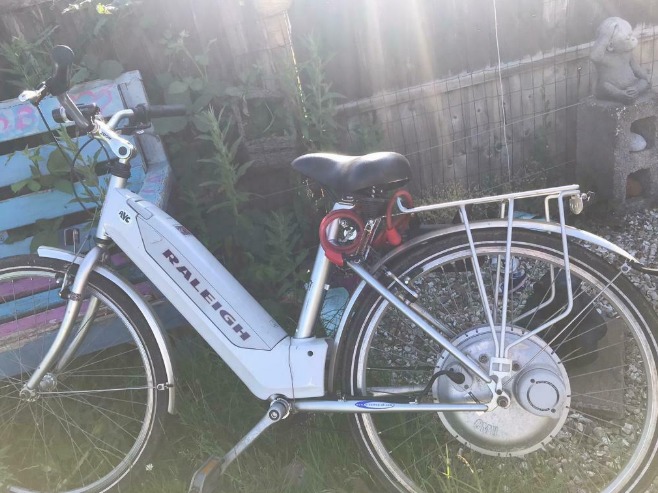 Electric Bike Raleigh All Working Perfectly  0