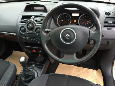  2008 Renault Megane 1.6 2dr thumb 6