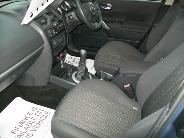  2007 Renault Megane 1.6 16V  6