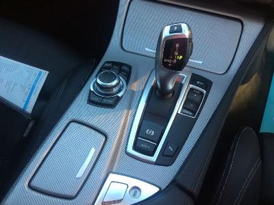  2017 BMW 5 Series 2.0 520d M Sport Touring 5dr thumb 10