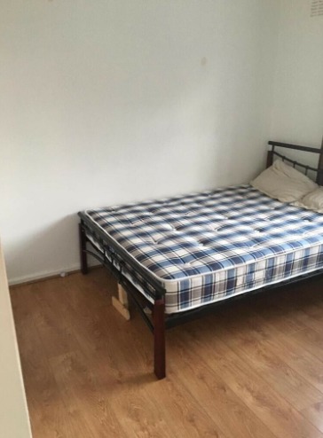 Double Room For Rent | Bethnal Green Road  0