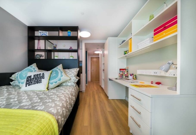 Exceptional Student Accommodation - Bills Included  0