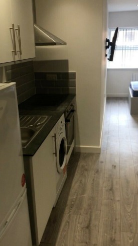 Studio Flat in Leicester (Student Accommodation)  1