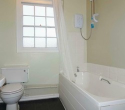 One Bedroom Flat to Let in Gravesend thumb 7