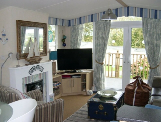 Caravan Holiday Home to Let, Rent, Hire on Trevella Park  3