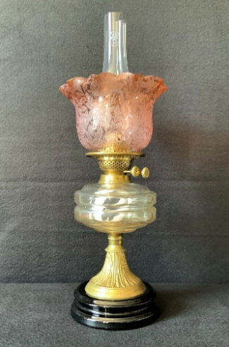 Beautiful 19th Century Victorian Amber Glass Twin Burning Ceramic Table Oil Lamp  0
