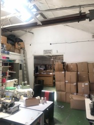 Light Filled Studio Space Factory Warehouse To Rent - 1600sqft