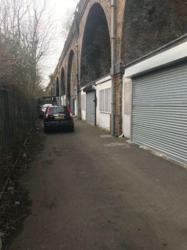 Industrial Units Storage to Let  0