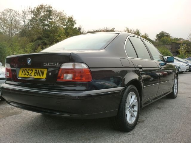  2002 BMW 2.5 525I SE 4d  3