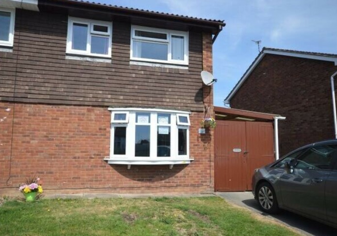 3 Bed Semi for Sale in Newhall  0