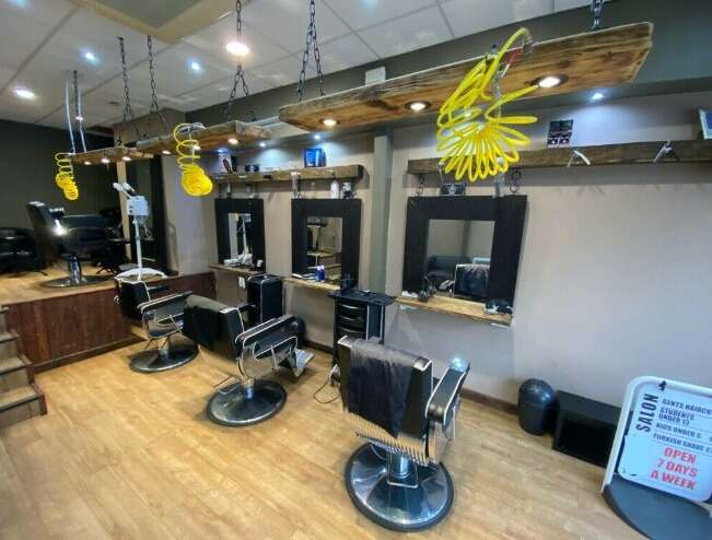 Barber Shop / Hairdressers Salon Business For Sale   0