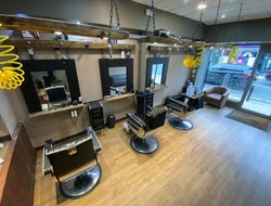Barber Shop / Hairdressers Salon Business For Sale  thumb-23295