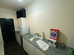Barber Shop / Hairdressers Salon Business For Sale  thumb 8