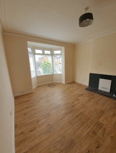Freehold House for Sale with Three Individual Flats  6