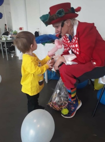 Children's Socially Distanced Party Entertainer from £75  6