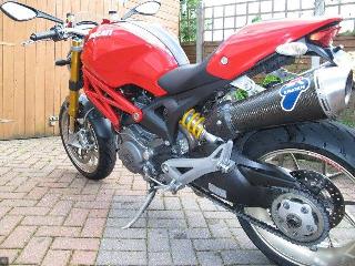 2009 Ducati Monster 1100 thumb-25877