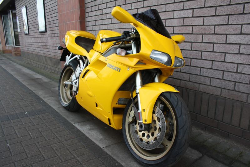  1998 Ducati 748 Biposto  1