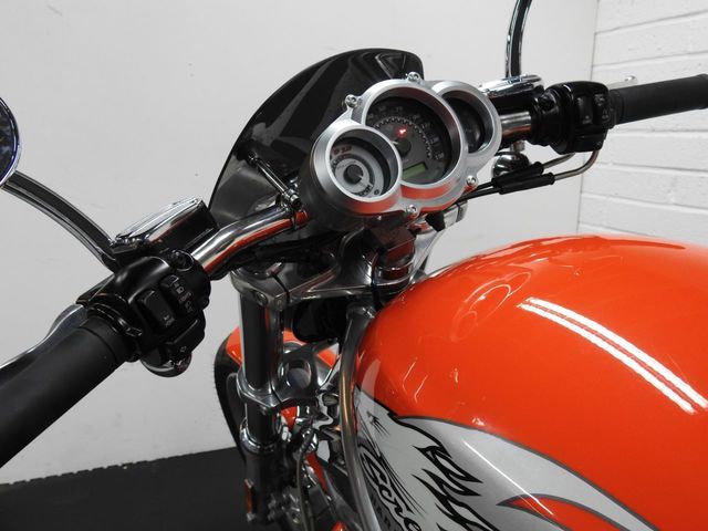  2007 Harley-Davidson CVO V-ROD  9