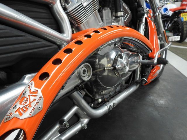  2007 Harley-Davidson CVO V-ROD  4