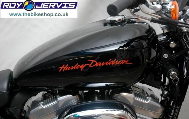  2014 Harley-Davidson XL 883 L Superlow 12  5