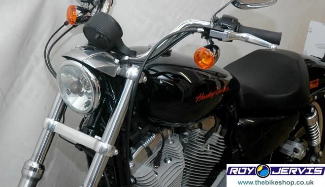  2014 Harley-Davidson XL 883 L Superlow 12  3