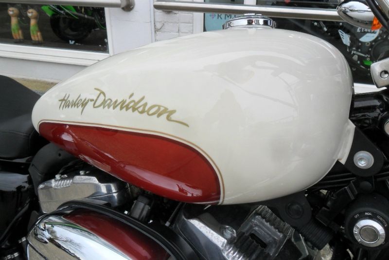  2012 Harley-Davidson Sportster 900 XL  2