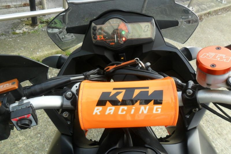  2009 KTM Supermoto 1000 T  7