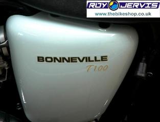  2010 Triumph Bonneville T100 865
