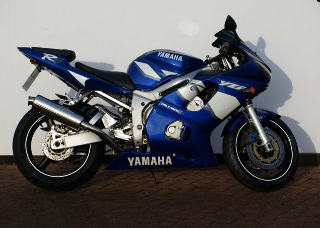 2001 Yamaha R6  0