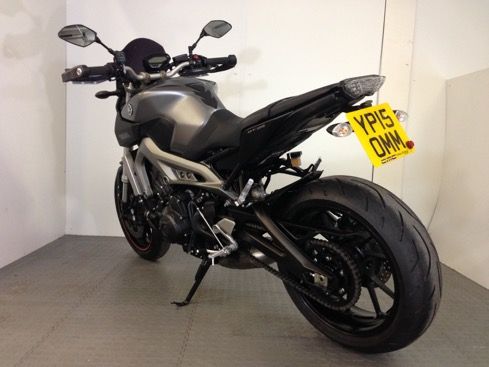  2015 Yamaha MT-09  6