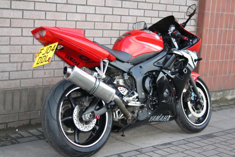  2004 Yamaha YZF R6  5